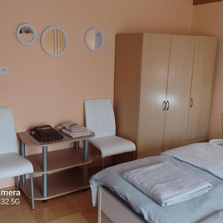Apartman 81 Нова Лесна Екстер'єр фото