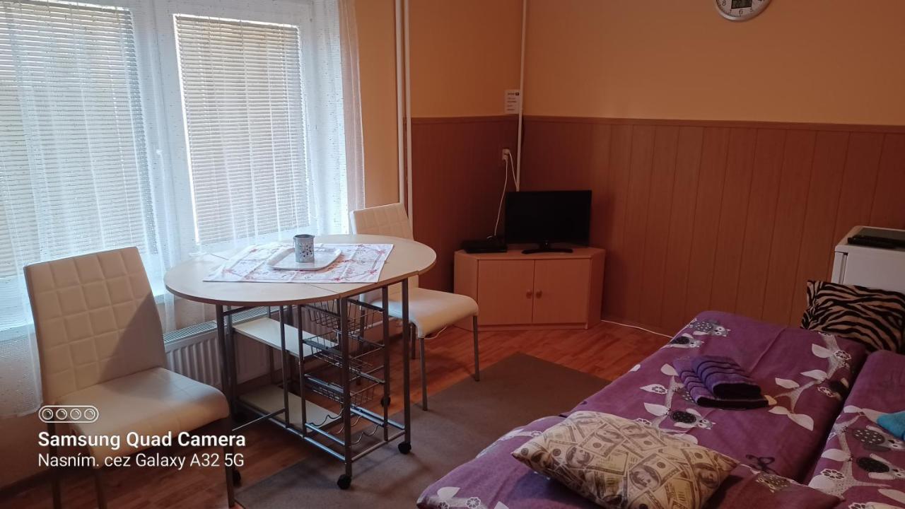 Apartman 81 Нова Лесна Екстер'єр фото