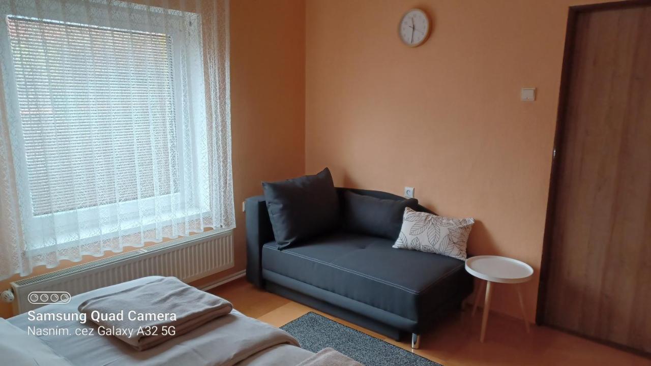 Apartman 81 Нова Лесна Екстер'єр фото